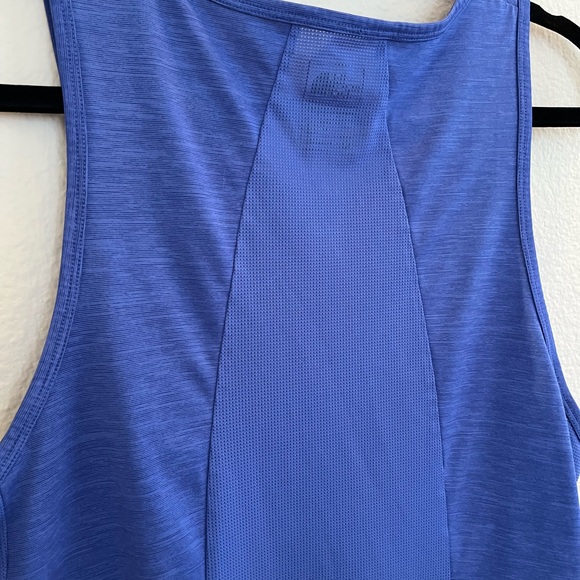Lightweight Performance Tank Top Athleisure Workout Gym Hike Everyday Wear - Picture 8 of 11